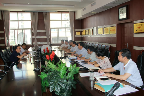 隴運(yùn)集團(tuán)公司黨委召開加強(qiáng)黨風(fēng)廉政建設(shè)，全面從嚴(yán)治黨落實(shí)主體責(zé)任專題會議